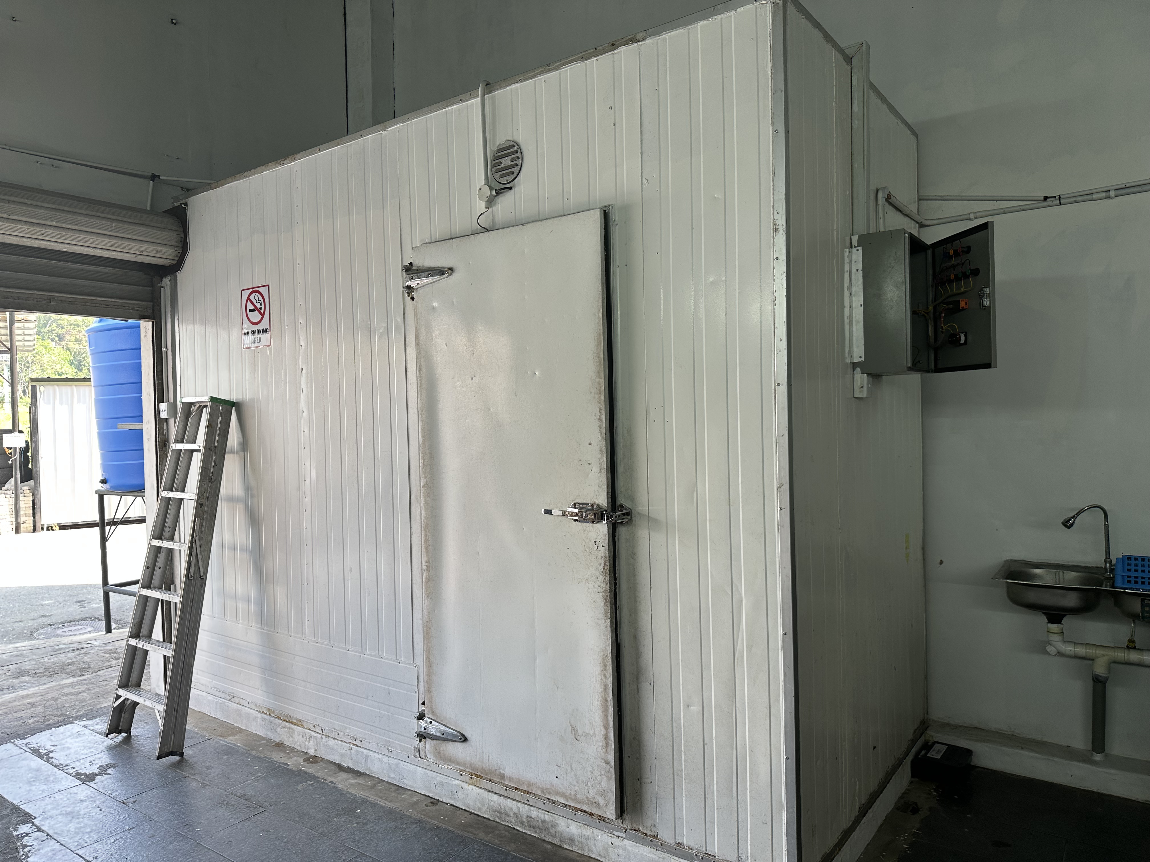 frozenstorage1