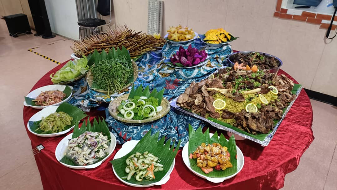 Catering service image 1